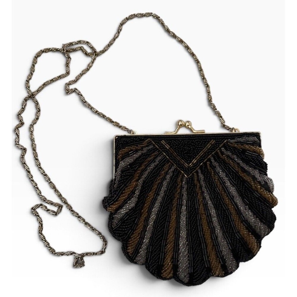 VTG La Regale Beaded Clutch Shell Art Deco Evening Bag Chain Strap Black Silver